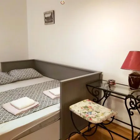 Διαμέρισμα Lora