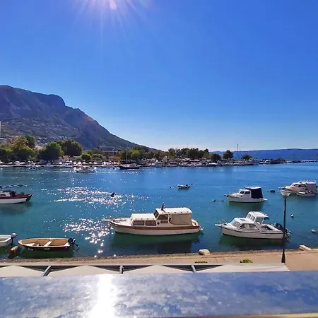 Διαμέρισμα Lora