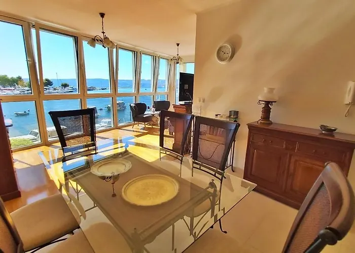 Apartamento Lora Omiš